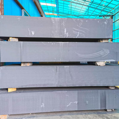 Dark Grey Silicon Graphite Block 12µm Grain Size In Solar Photovoltaic Industry